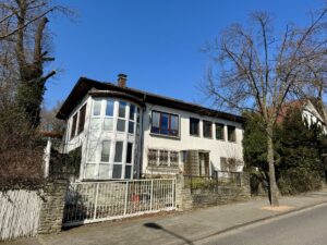 Freistehendes Einfamilienhaus oder Neubau – 5 Familienhaus mit Baugenehmigung