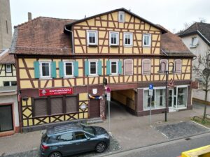 Wohn- u. Geschäftshaus im Herzen von Fechenheim