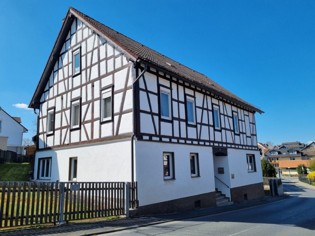 Straßenansicht