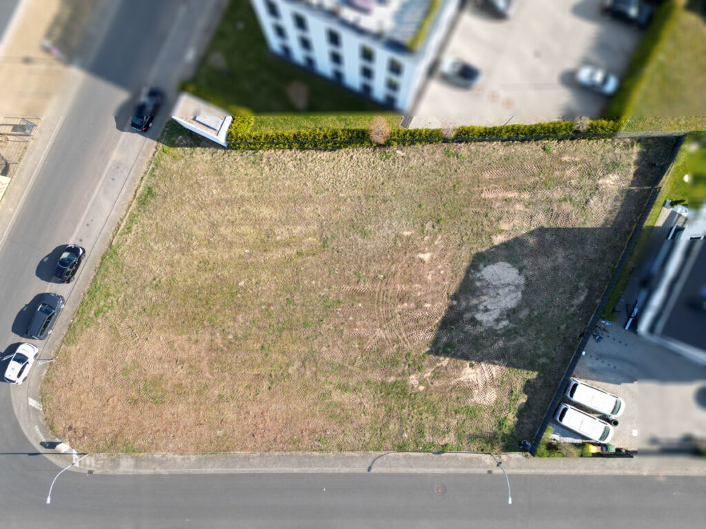 2 Baugrundstücke