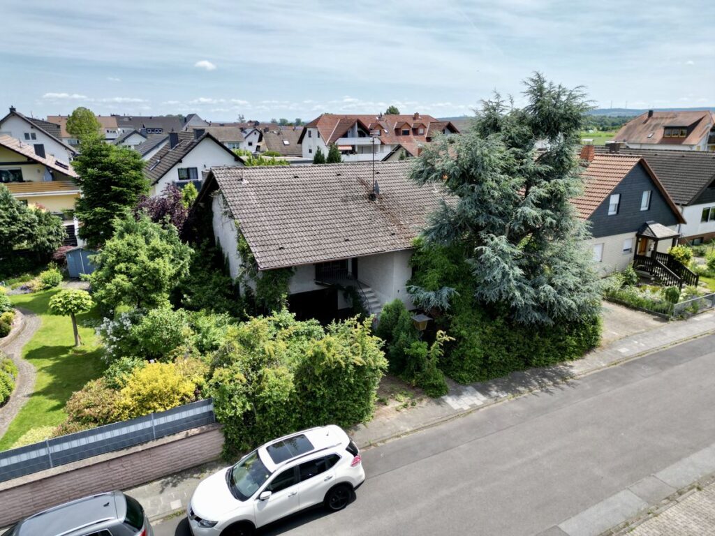 Straßenansicht