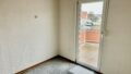 Zimmer zum Balkon