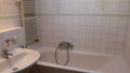 Tageslichtbad mit Wanne
