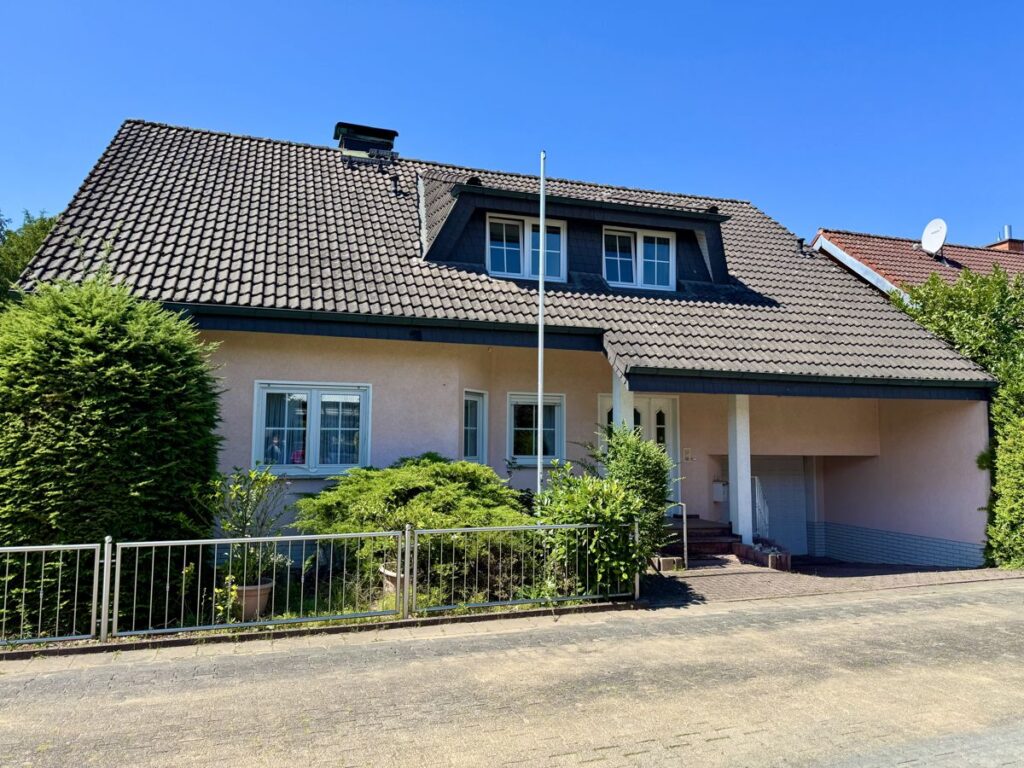 Straßenansicht