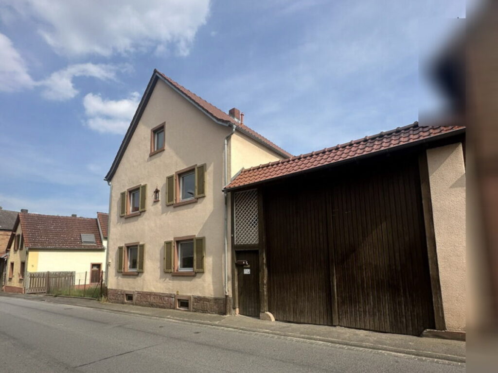 Straßenansicht