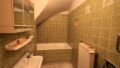 Badezimmer (Haus rechts)