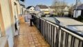 ...mit Zugang zum Balkon