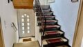 Hauseingang & Treppenaufgang