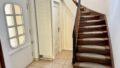 Hauseingang & Treppen ins OG