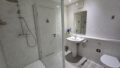 Badezimmer Ansicht 2