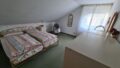 Schlafzimmer DG