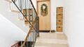 Treppen im Hausflur