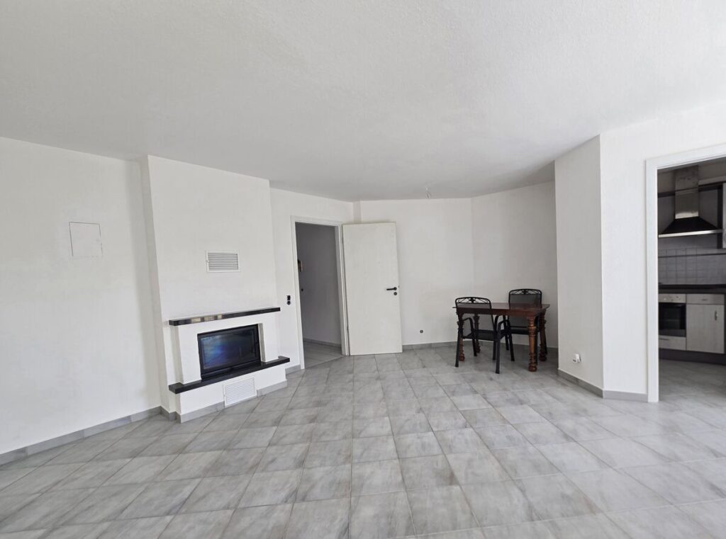 Wohnzimmer Ansicht 2