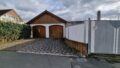 Die rechte Garage