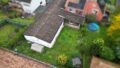 Überdachte Terrasse mit Garten