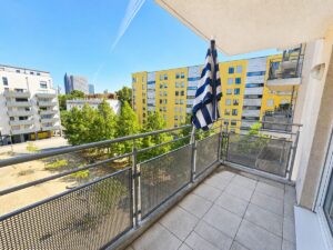 Exklusive 1-Zimmer-Wohnung mit Balkon, Skylineblick & TG-Stellplatz in Bestlage Bockenheim