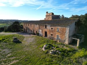 Historisches Landgut von 1834 mit einzigartigem Entwicklungspotenzial in Sant Llorenç – Mallorca