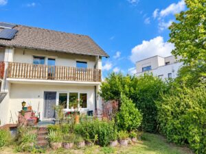 Familienglück mit Potenzial Doppelhaushälfte mit Garten in Dieburg