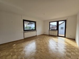 Helle 3.Zi.-Wohnung mit Balkon und attraktiver Verkehrsanbindung