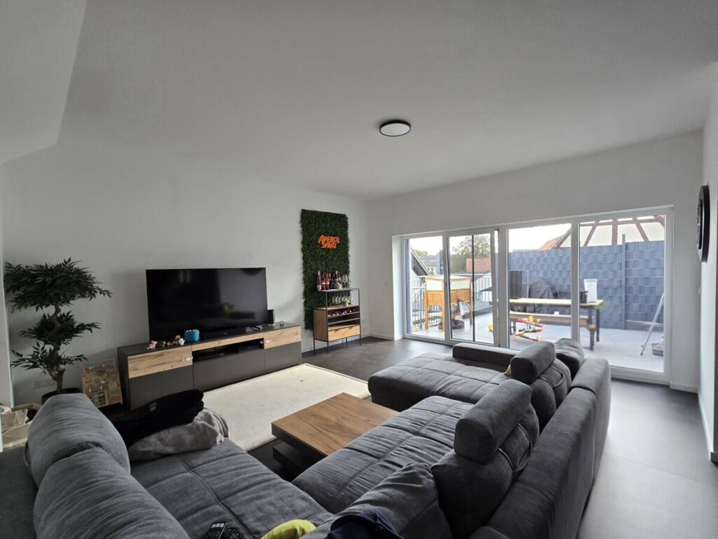Wohnzimmer inkl. Terasse 