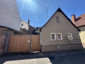 Baugrundstück mit Abrissimmobilie in Ortskernnähe von Großostheim