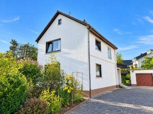 Baugrundstück oder Einfamilienhaus Sanieren oder neu bauen 827 m² voller Möglichkeiten in Rödermark!