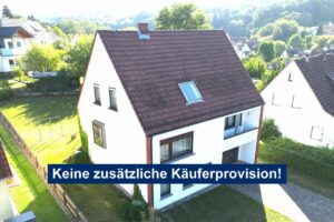Sanierungsbedürftiges Einfamilienhaus auf Traumgrundstück